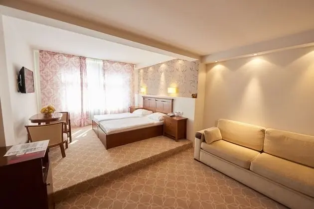 Standard Tek Büyük veya İki Ayrı Yataklı Oda