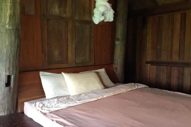 Cottage with Fan