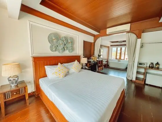 Grand Oda, Balkon (Suite)