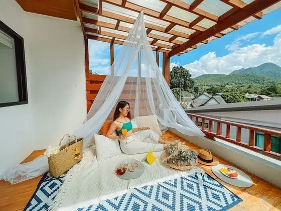 Grand Oda, Balkon (Suite)