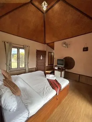 Pai Love with River View
