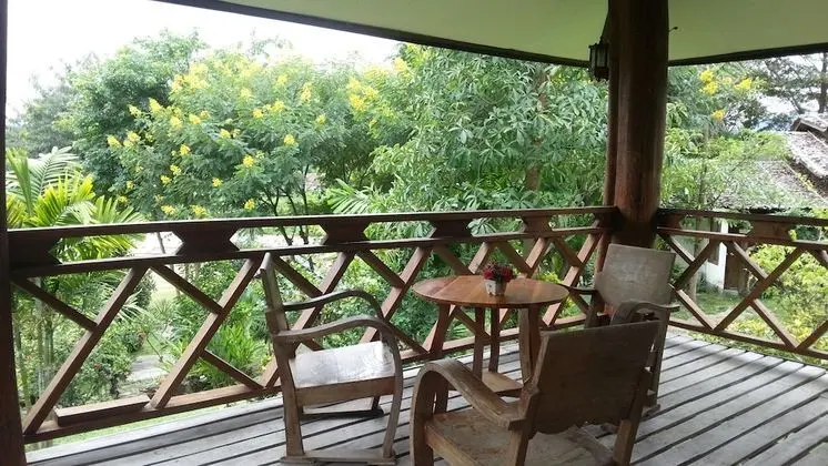 Pai Love with River View