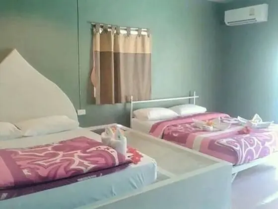 Clay Deluxe Room AC