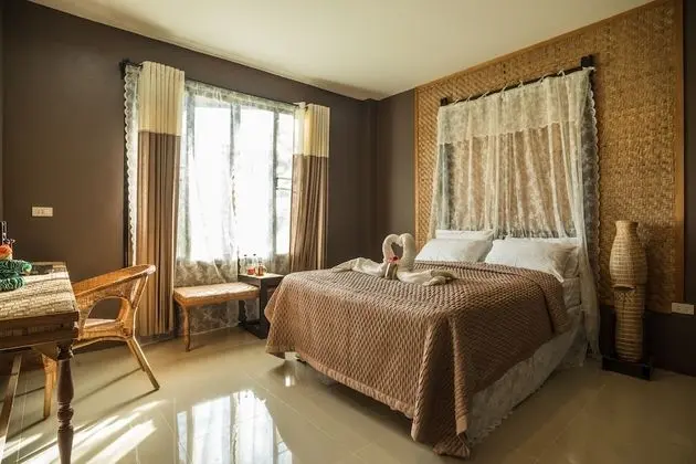 Deluxe Bungalow AC