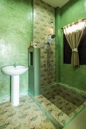Deluxe Bungalow AC