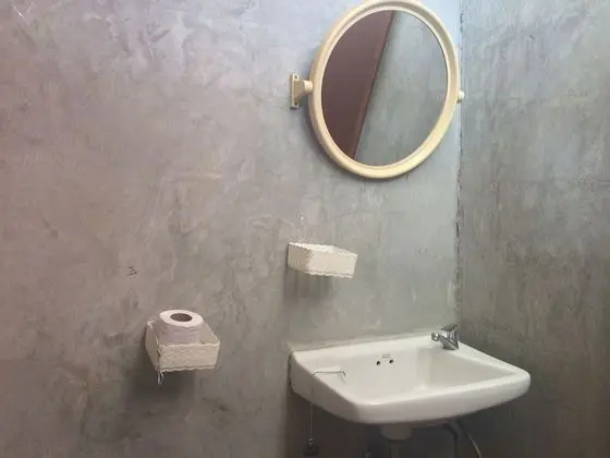 Standard Cottage Fan Room