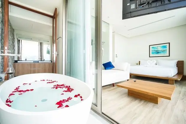 5 Bedroom Private Pool Villa