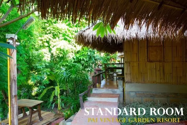 Standard Fan Room