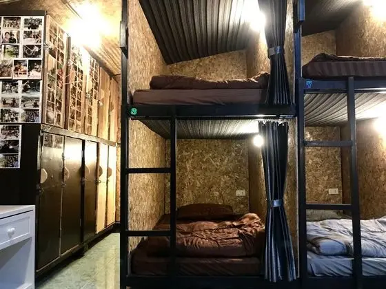 12-Bed Mixed Dormitory