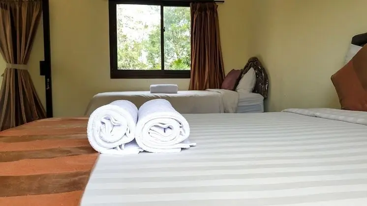 Standard Dört Kişilik Oda, Birden Çok Yatak, Bahçe Manzaralı