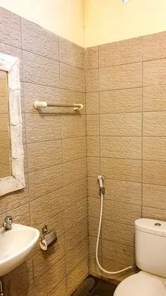 Standard Üç Kişilik Oda, Birden Çok Yatak, Özel Banyo, Avlu Manzaralı