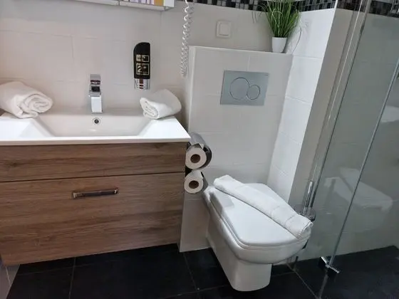 Classic Tek Büyük Yataklı Oda