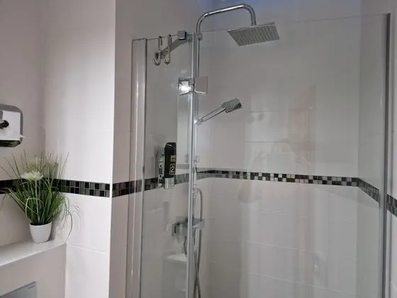 Classic Tek Büyük Yataklı Oda