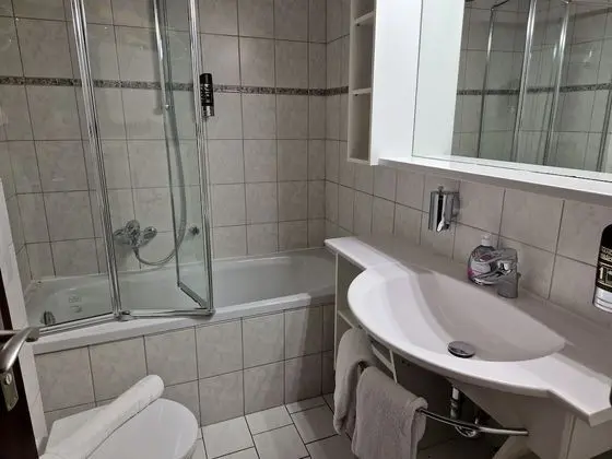 Comfort Tek Büyük Yataklı Oda