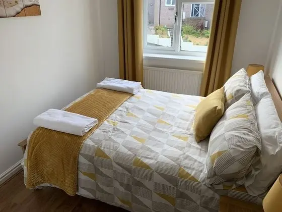Ev (3 Bedrooms)
