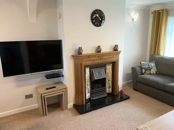 Ev (3 Bedrooms)
