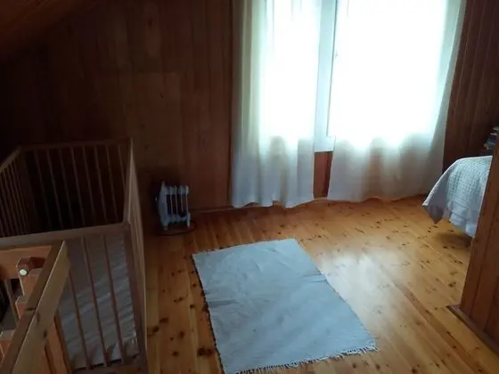 Family Kır Evi, Göl Manzaralı