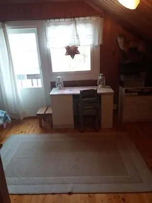 Family Kır Evi, Göl Manzaralı