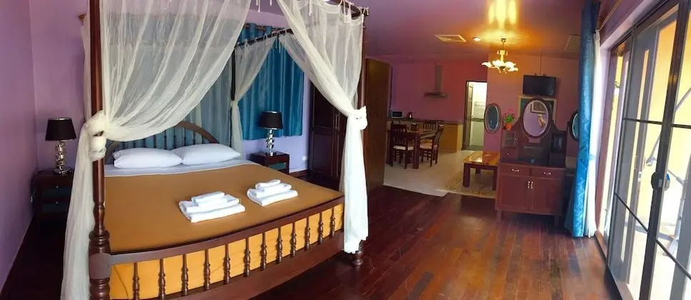 4 Bedrooms Pool Villa