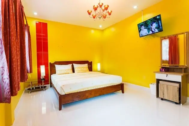 5 Bedrooms Pool Villa
