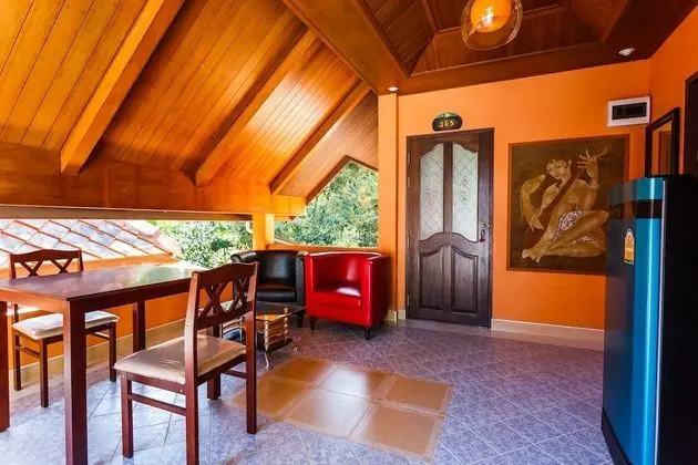 5 Bedrooms Pool Villa