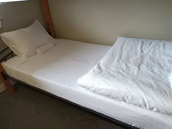 Shared Dormitory, Mixed Dorm (Ages 18-40), Shared Bath