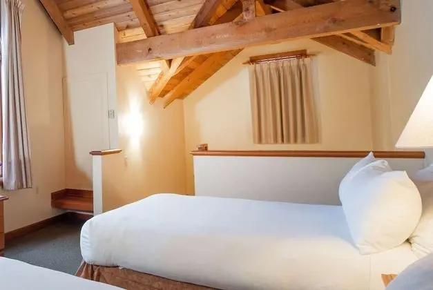 Çatı Katı (Loft), Birden Çok Yatak, Sigara İçilmez, Bahçe Manzaralı