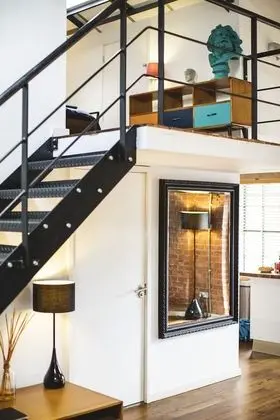 Deluxe Two Bedroom Loft Apartment (The Loft)