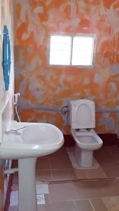 Deluxe Tek Büyük Yataklı Oda, Özel Banyo, Bahçe Manzaralı