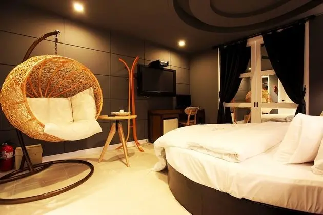 Oda (Diamond (1pc - GTX1660super Netflix+W)