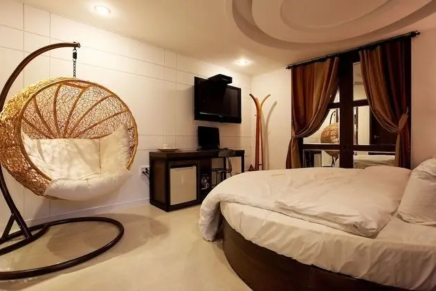 Oda (Diamond (1pc - GTX1660super Netflix+W)