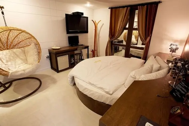 Oda (Diamond (1pc - GTX1660super Netflix+W)