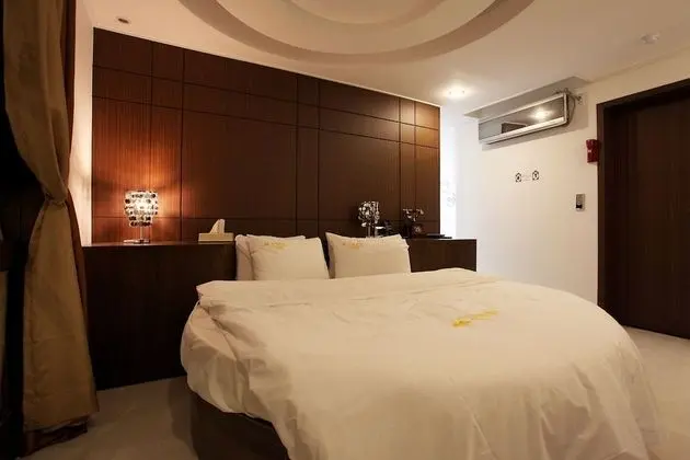 Oda (Diamond (1pc - GTX1660super Netflix+W)