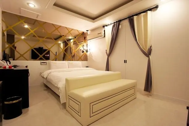 Oda (Ruby (baggable 1pc - GTX1660super))