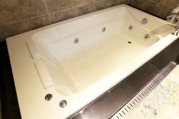 Oda (Ruby (baggable 1pc - GTX1660super))