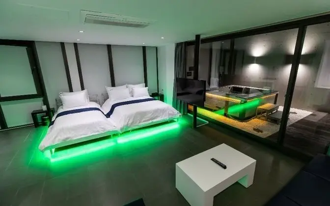 Oda (Outdoor spa room (3 people / 402 406))