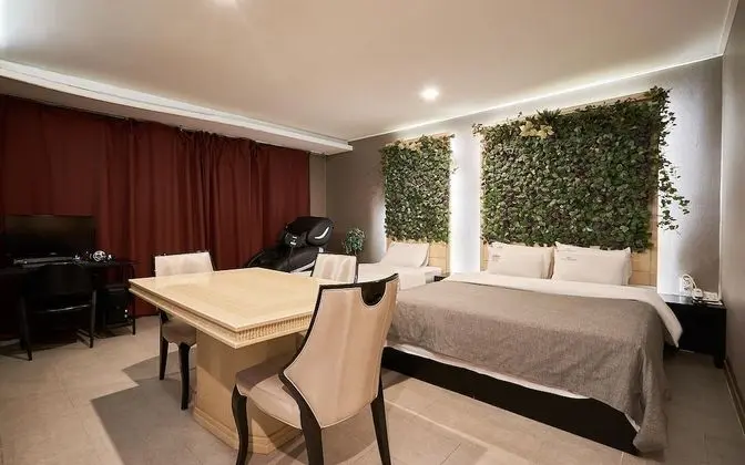 Oda (W Suite Couple PC(2 beds))