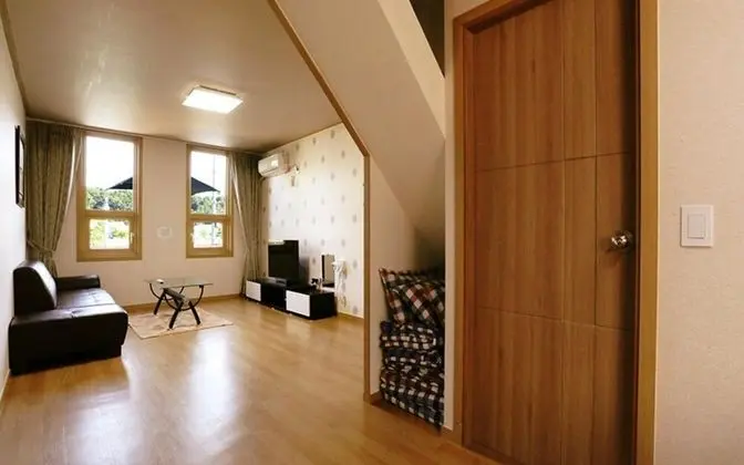 Oda (Lavender Room 1 (Duplex))