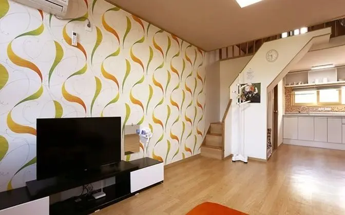 Oda (Lavender Room 2 (Duplex))