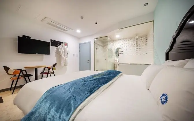 Oda (Drive-In General)