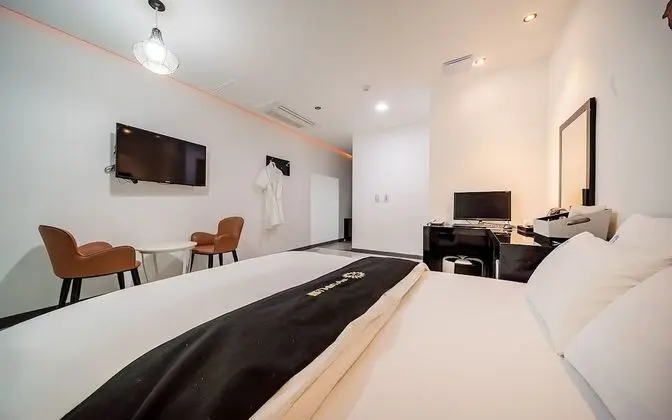 Oda (Drive-In General)