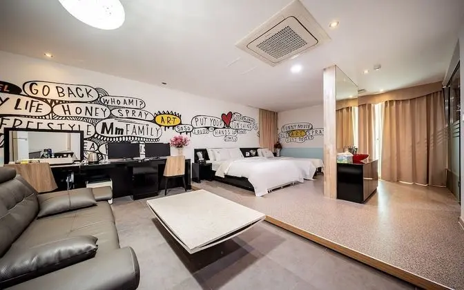 Oda (Drive-in Suite Room)