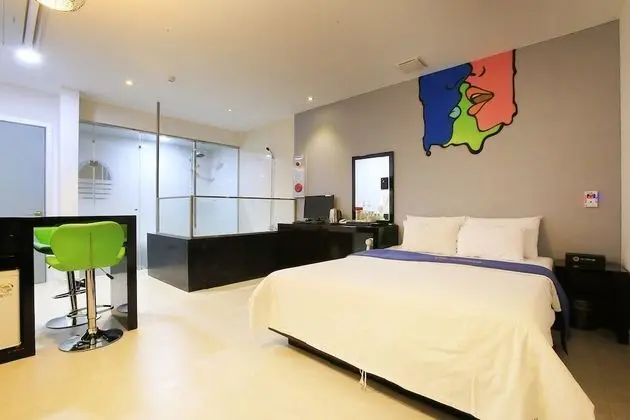 Oda (Outside parking lot)