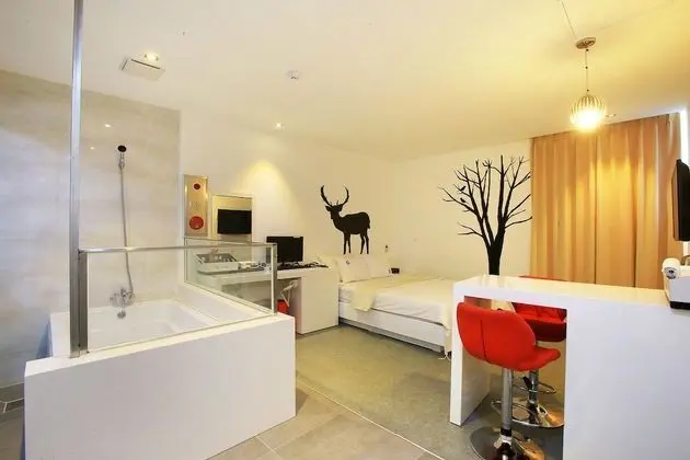 Oda (Outside parking lot)