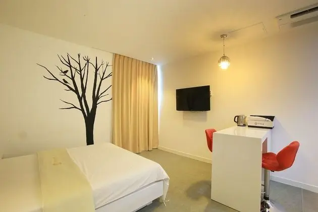 Oda (Outside parking lot)