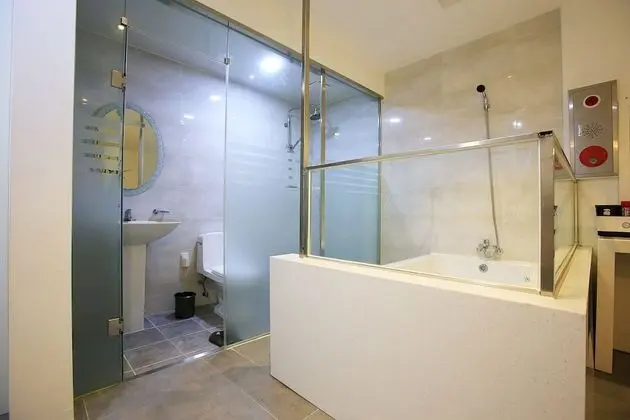 Oda (Outside parking lot)