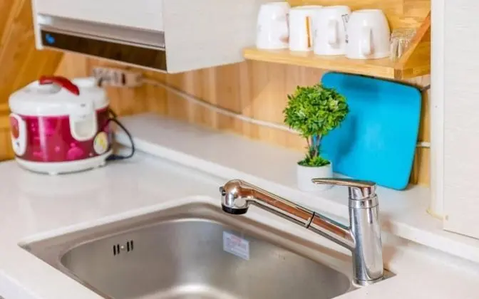 Oda (No 202 (room with bed))