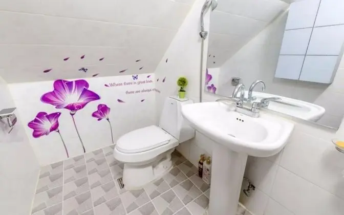 Oda (No 202 (room with bed))