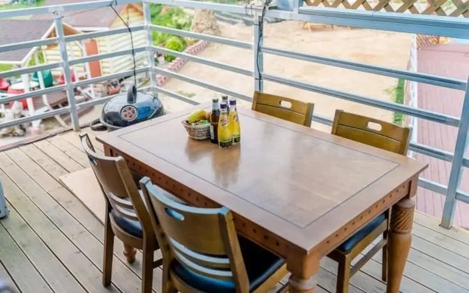 Oda (No 202 (room with bed))