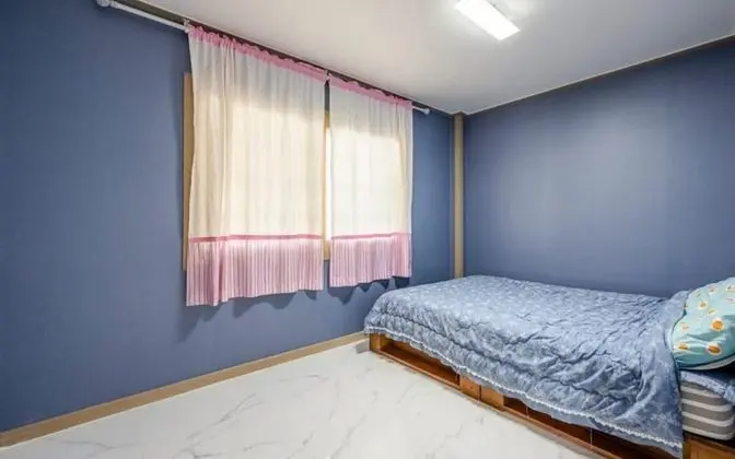 Oda (Room 102 (Group Family Room))